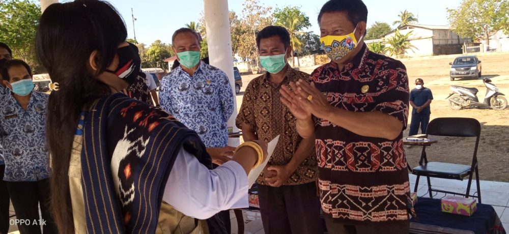 Bupati SBD;Jika Ditemukan Warga Yang Tidak Mematuhi Protkes Maka Ditindak Tegas.