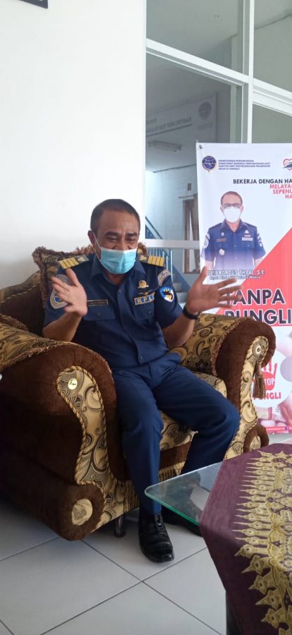 PPKM TERLAKSANA DENGAN BAIK DI PELABUHAN WAIKELO.