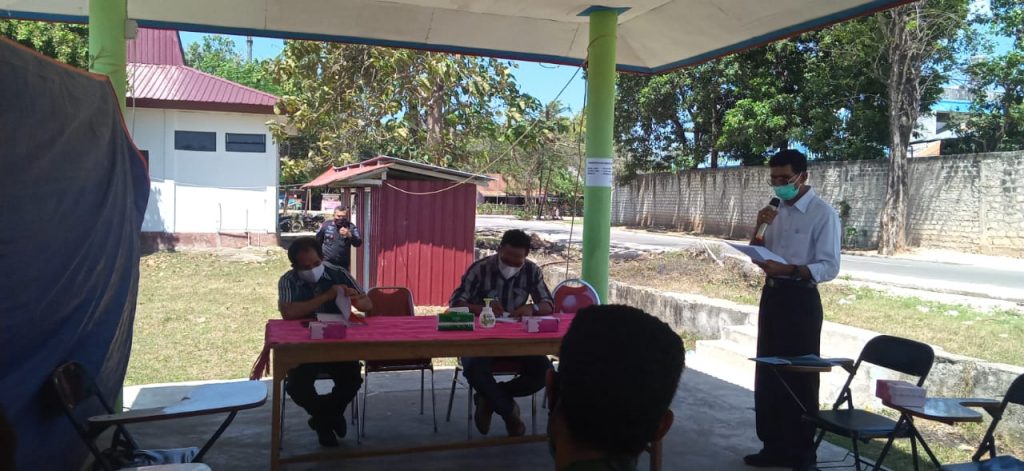 Rapat Perdana PLT Sekda Bersama Satgas Covid – 19 SBD Membahas Teknis Operasional Lapangan dan Anggaran.