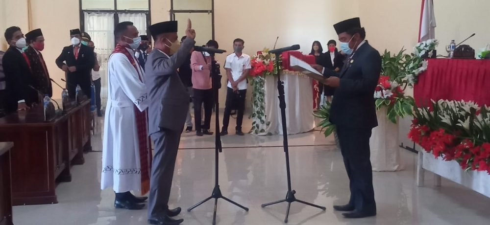 Rapat Paripurna Sumpah Janji PAW Anggota DPRD SBD Masa Jabatan 2019 – 2024