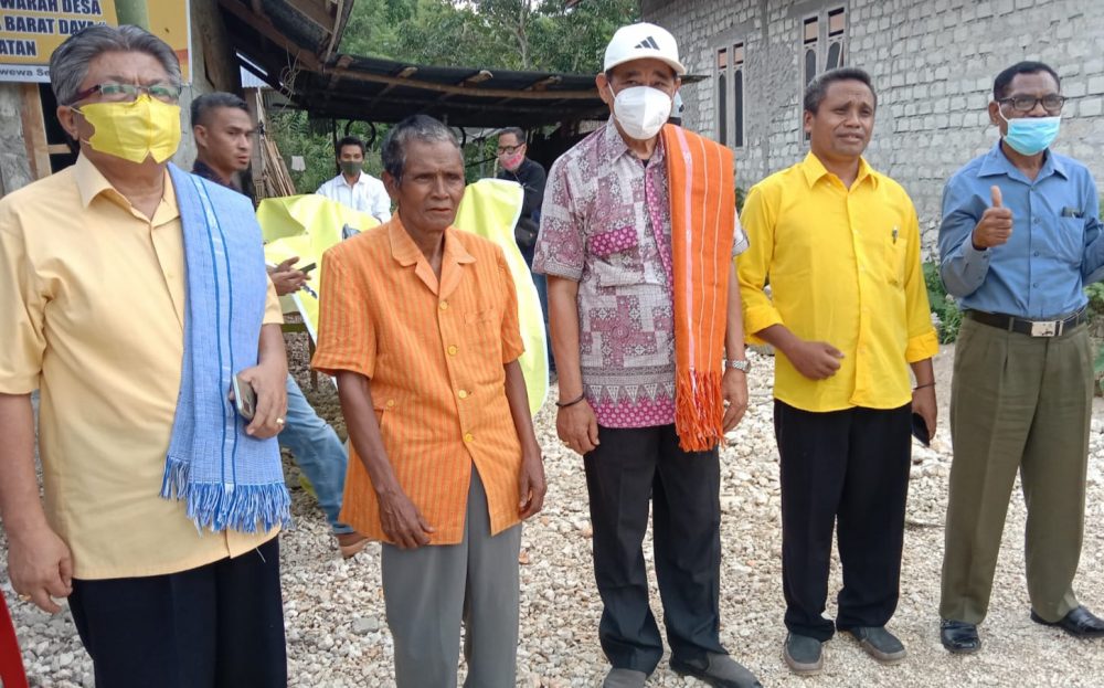 Banyak sarjana menganggur, Drs. Hugo R. Kalembu.,MSi, “Sarjana Harus Ciptakan Peluang Kerja”.