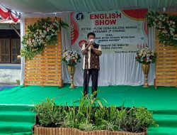 dr. Kornelis Kodi Mete wujudkan Desa cerdas dan desa Wisata.