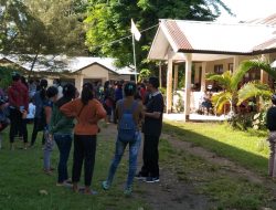 Peserta seleksi PPPK Guru, melakukan Rapid Test.   