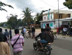 Kecelakaan Tabrak lari”Kembali terjadi di Tambolaka” depan Pegadaian.