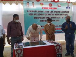 Gubernur NTT Resmikan Gedung Praktek SMK Kasimo Tambolaka