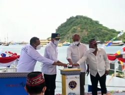 Menteri Perhubungan Resmikan Kapal Wisata Bottom Glass, Gubernur VBL Terimakasih Presiden Jokowi