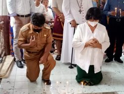 Haru!! Pemakaman Jenasah Alm. RD. Linus Tiala,Pr di Pakamadara,Loura,SBD.
