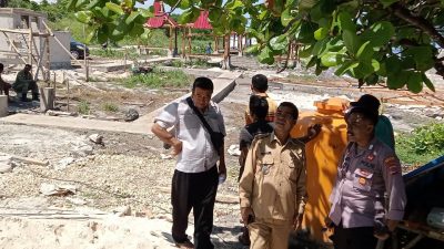 PANTAI MANANGA ABA JADI PANORAMA WISATA LOURA