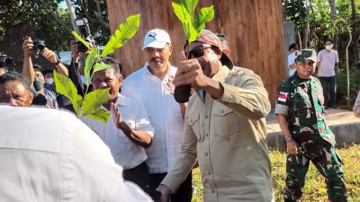 Rombongan Gubernur dan Wagub NTT Tiba di Bandara Lede Kalumbang 