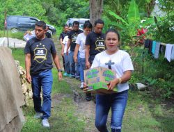 Leting 26 Polres Sumba Barat Daya Berbagi Kasih Kepada Warga 