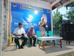 Jacki Uly Siap Bantu Alat Pertanian Di Desa Besmarak Kabupaten Kupang