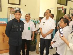 Gubernur VBL meninjau Puskesmas Lawonda dan kunjungi SMA N 1 Umbu Ratu Nggay Barat