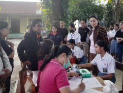 Ketua Dekranasda Gandeng Dinkes NTT Kunjungi SMAN 6 Kota Kupang