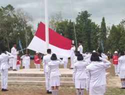 UPACARA HUT RI KE 78 DILAKSANAKAN DI DEPAN KANTOR DAERAH PUSPEM KADULA SBD