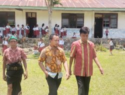 YAYASAN PERSEKOLAHAN MASEHI SUMBA,LAKUKAN MONITORING
