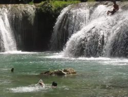 Belum Pernah Terekspos Media. Rugi Jika Kamu Tidak Mengunjungi Air Terjun yang Satu ini! Simak Lokasinya