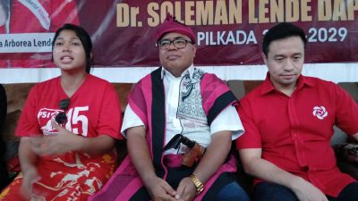 Deklarasi SLD Bakal Calon Bupati SBD Lewat Independen,Ribuan Masyarakat Menghadiri Pertemuan