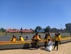 Sambut HARDIKNAS SMA Manda Elu Laksanakan Aksi Bersih Lingkungan