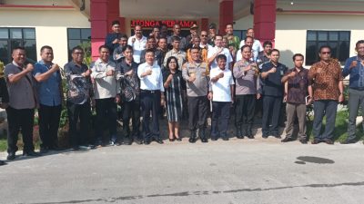 Kunjungan kerja; Kapolda NTT Ajak TNI-POLRI Jaga Keamanan Pilkada di Sumba Barat Daya