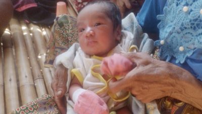 Sosok Karolina Penemu Bayi yang Dibuang di Kandang Ayam,Berkata ; “Ini Berkat dari Tuhan !”