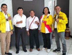 Kantongi KTA Hanura, Melianus Akulas Lapor Diri di Golkar NTT