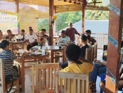 Warga Labuan Bajo Beri Dukungan untuk Melki Laka Lena di Pilgub NTT