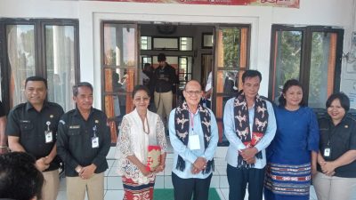 Ribuan Massa Pendukung Paket “Saninja” Resmi Mendaftar di KPU Sumba Barat