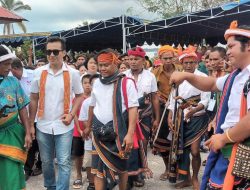 Detik-Detik Kornelius Kodi Mete Berorasi Politik Untuk Pasangan Calon Bupati Ratu Wulla dan Angga Kaka
