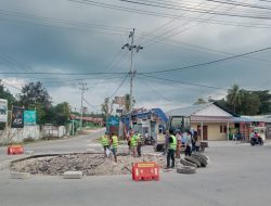 Menindaklanjuti Pembangunan Ikon Kota Tambolaka yang Menguntungkan Para Wirausaha