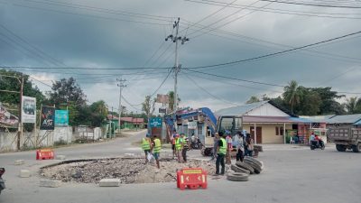 Menindaklanjuti Pembangunan Ikon Kota Tambolaka yang Menguntungkan Para Wirausaha