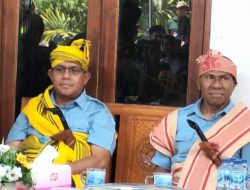 Penjemputan Melkianus Laka Lena dan Joni Asodama Dalam Deklarasi Akbar Bersama Paket RAKYAT