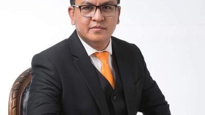 Deklarasi Akbar Di Lapangan Galatama Tambolaka,Rudy Kabunang Siap Menangkan Paket Melki-Johni Calon Gubernur Dan Paket Rakyat