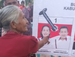 KUNJUNGAN PAKET RATU-ANGGA DI DESA KALENA WANNO,WARGA ANTUSIAS MENYAMBUT