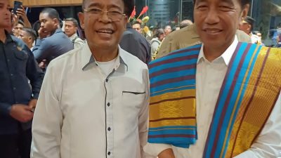 MDT, Mantan Bupati SBD Bertemu Presiden Jokowi di Hotel Sima: Sebuah Momen Bersejarah untuk Sumba