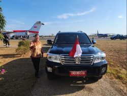 Gunakan Mobil Masyarakat,Kunjungan Kerja Presiden RI Joko Widodo di Sumba : Simbol Kesederhanaan dan Kedekatan dengan Rakyat Terjamin Keamanan