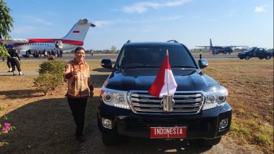 Gunakan Mobil Masyarakat,Kunjungan Kerja Presiden RI Joko Widodo di Sumba : Simbol Kesederhanaan dan Kedekatan dengan Rakyat Terjamin Keamanan