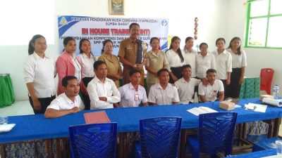 IN HOUSE TRAINING PENGEMBANGAN KOMPETENSI GURU DAN PEGAWAI SMP KATOLIK WAIKABUBAK