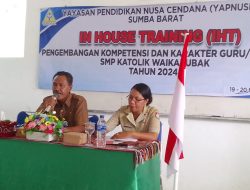 PENGUATAN  KARAKTER GURU – PEGAWAI SMP KATOLIK WAIKABUBAK