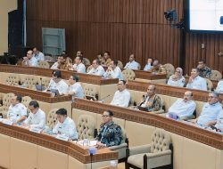 Rapat Dengar Pendapat Bersama Komisi II DPR RI dan Mendagri, Pj. Gubernur Andriko Susanto Pastikan NTT Siap Gelar Pilkada Serentak 2024