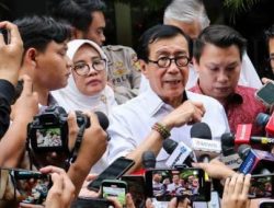 HASTO KRISTIYANTO DAN YASONA LAOLY PERGI KE LUAR NEGERI DICEKAL KPK 