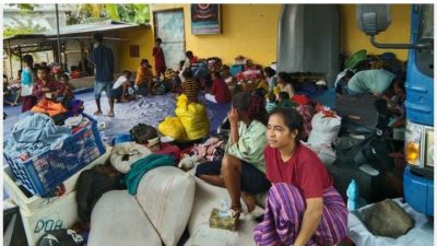 Meski Tinggal Di Posko Darurat Para Pengungsi Tetap Mendapatkan Pelayanan Terbaik Dari Pemerintah Daerah
