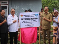 Momen Bersejarah! SK Operasional SMA Negeri 1 Umbu Ratu Nggay Tengah Diserahkan Langsung oleh Bupati