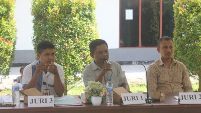 Prodi Administrasi Rumah Sakit UNMARIS Menyelenggarakan Lomba Debat