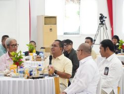 Gubernur Melki bersama BPOM Tinjau Pasar Kuliner Takjil di Kota Kupang, Pastikan Makanan Aman